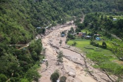 पहिरोमा पुरिएर एकै परिवारका चार जनाको मृत्यु